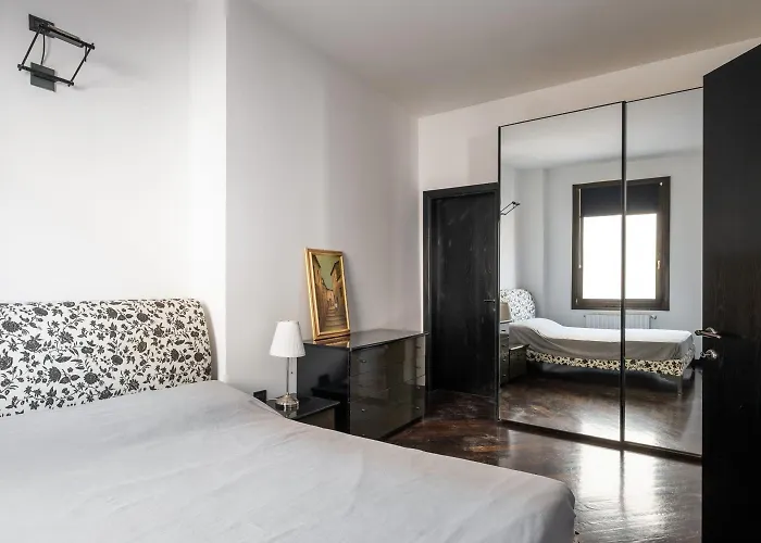 Torre Dell'orologio By Wonderful Italy Bologna